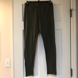 Green American eagle hi-rise leggings with zippers